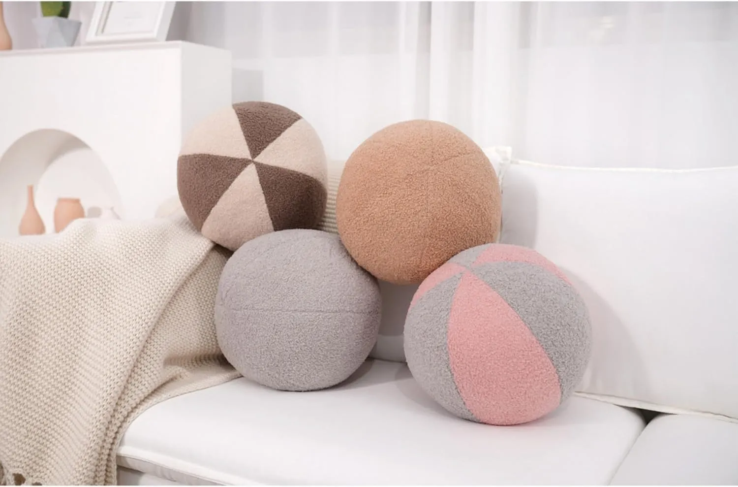 12 Inch Round Hugging Pillow Plush Toy Soft Plushies Throw Pillows Kids' First Plush Toys for Home Decor Or Gift for Kids and Lovers (Cream&Coffee)