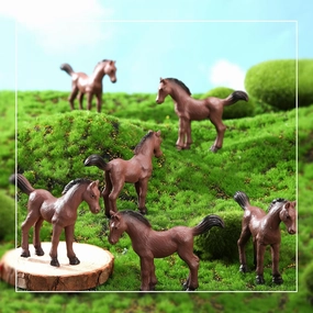 50 Pcs Plastic Horse Figurines Miniature Realistic Pony Bulk Tiny Horse Figurines Mini Plastic Pony Small Foal Farm Animal Statues for Horse Party Favor Decoration Birthday Gift Cake Topper