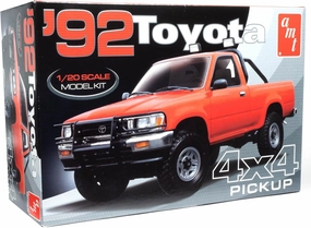 AMT 1992 4x4 Pickup 1:20 Scale Model Kit