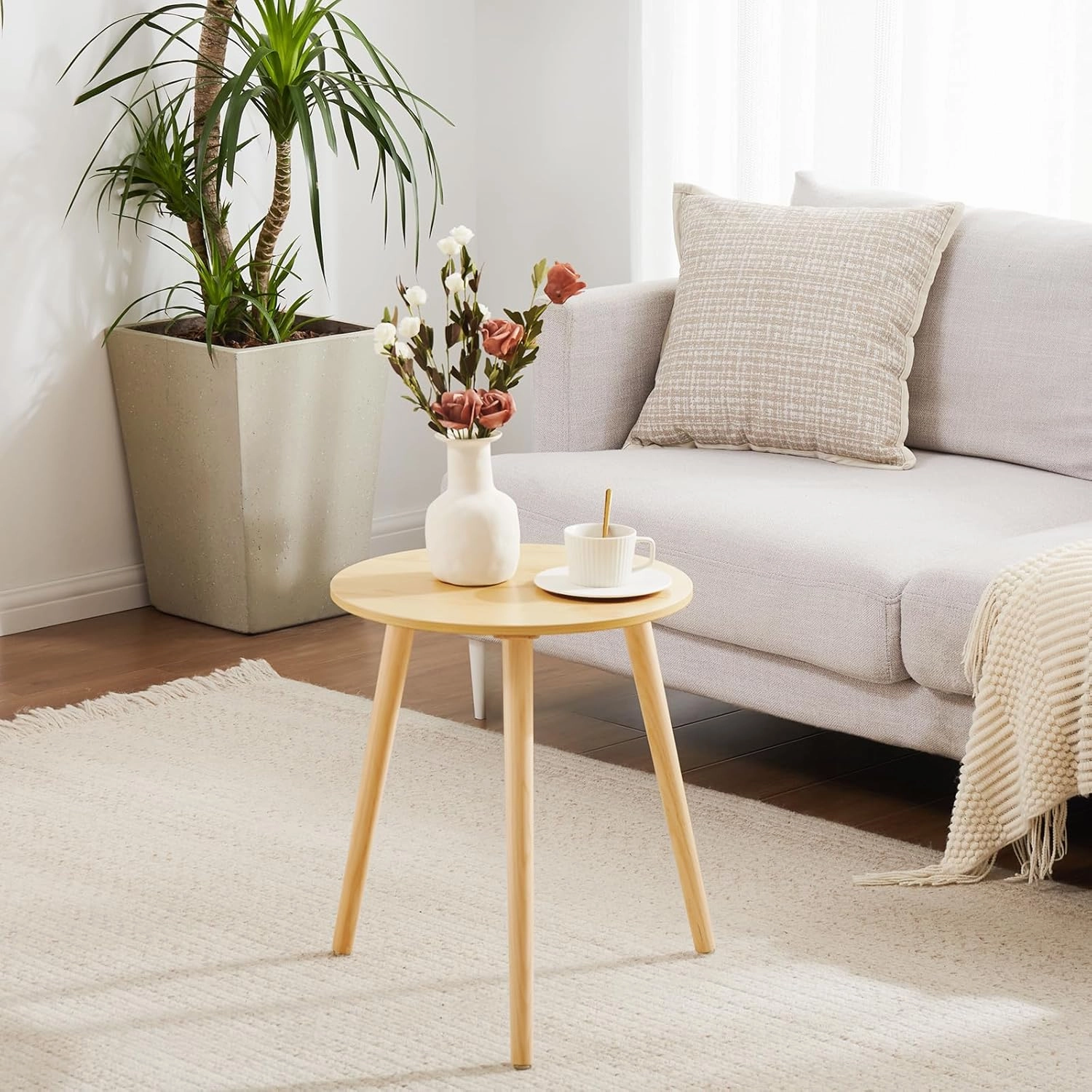 Apicizon Small Round Side Table, Modern Light Wood Side Table Bedside Nightstand End Table for Small Spaces, Bedroom, Living Room, 16.5 x 20 Inches, Natural