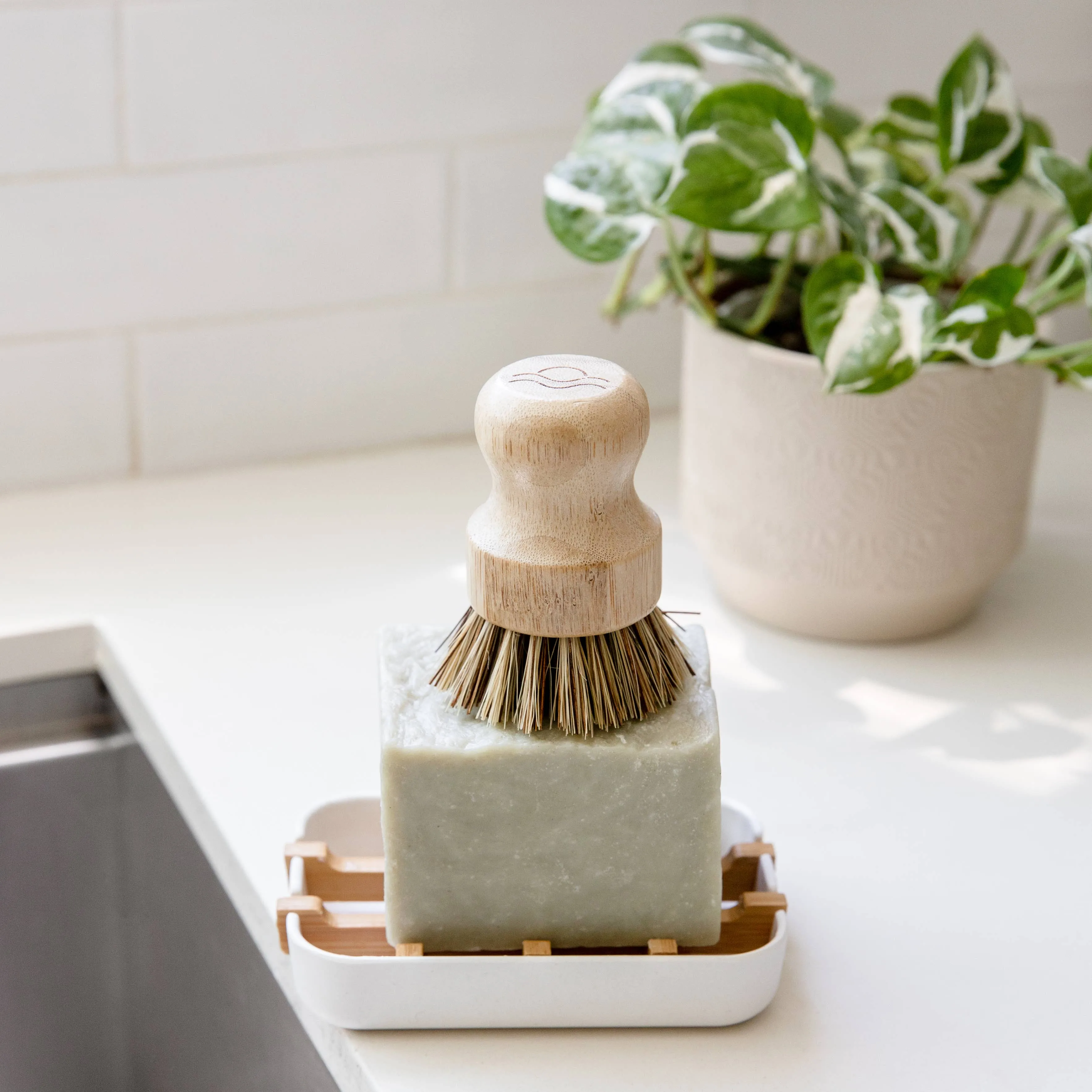 Bamboo Pot Scrubber Brush With Wide Handle