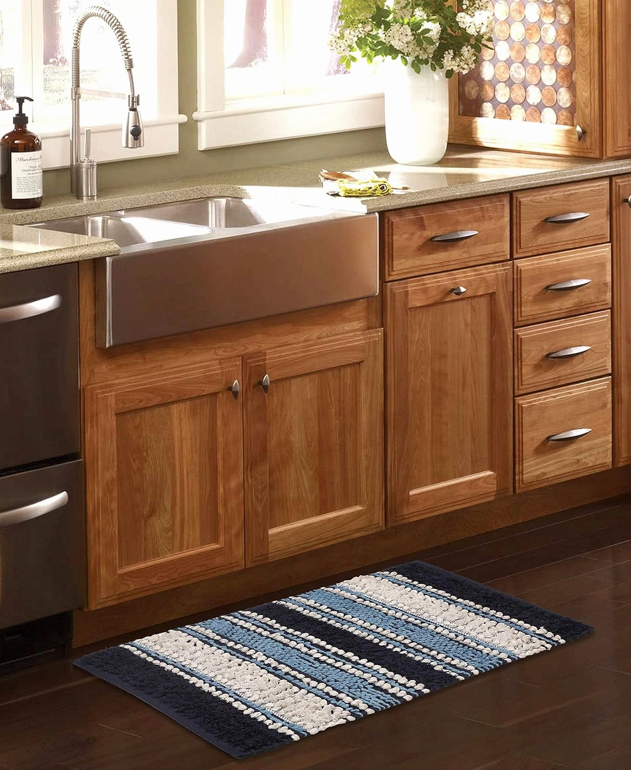 Bathroom Rugs Chenile Bath Rug Washable Bath Mats for Bathroom Floor |Thick Area Absorbent Quick Dry Bathroom Mat for Tub Spa Shower |Kitchen Living Room Entry Way Door Mats |Navy 20x32 Inches