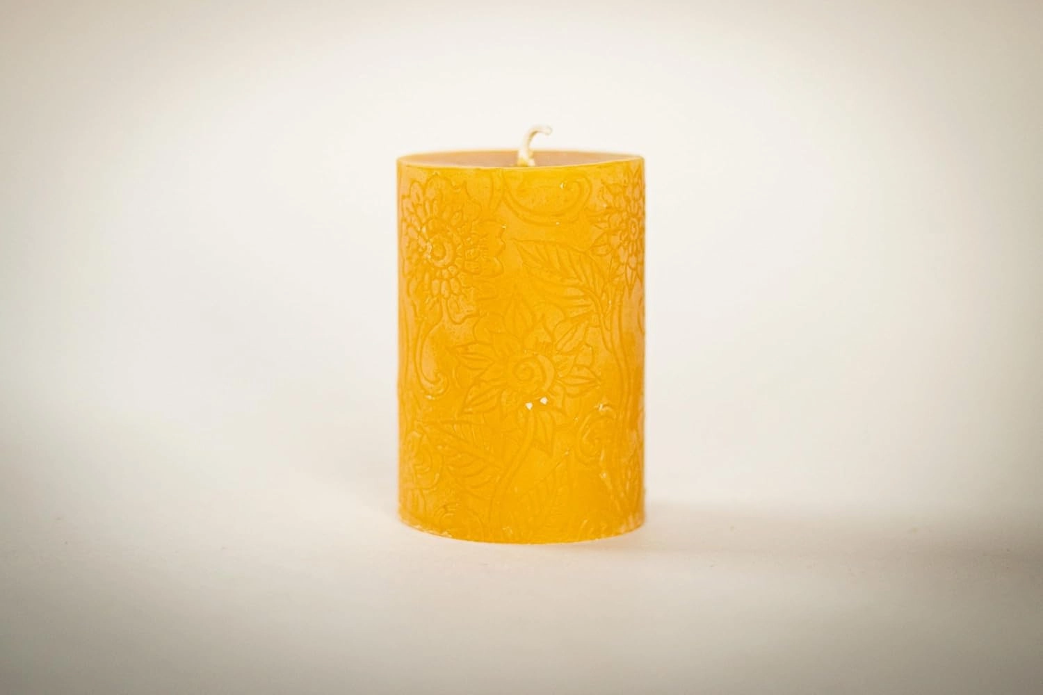 BeeTheLight Beeswax Pillar Candle - 100% Pure Bees Wax - Choose Your Size and Color - 24 Hour Burn Time - 2x3 - Unscented - Natural Light Honey Scent (Natural Yellow, Small)