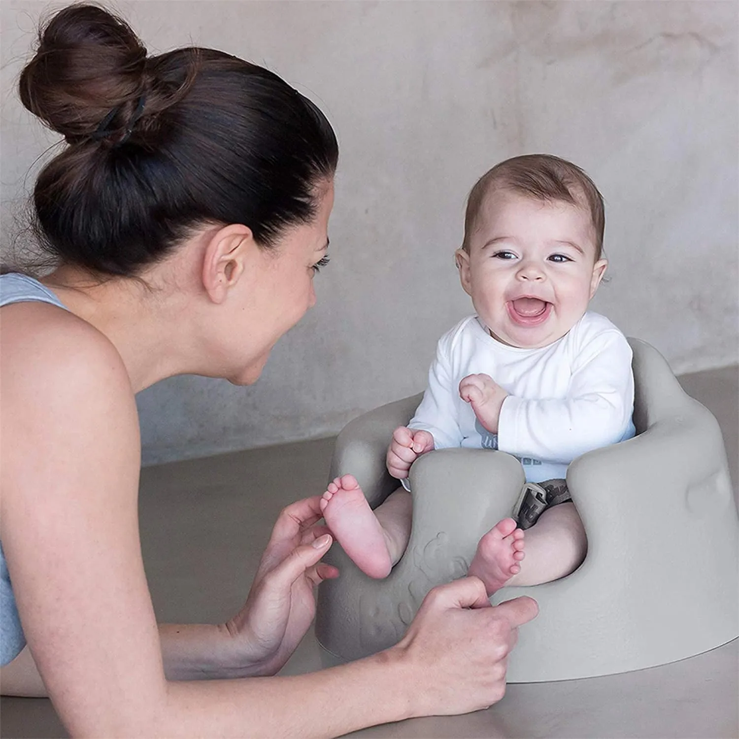 Bumbo Baby Floor Seat, Portable Infant Sit Up Activity and Eating Chair w/Tray, Cool Grey