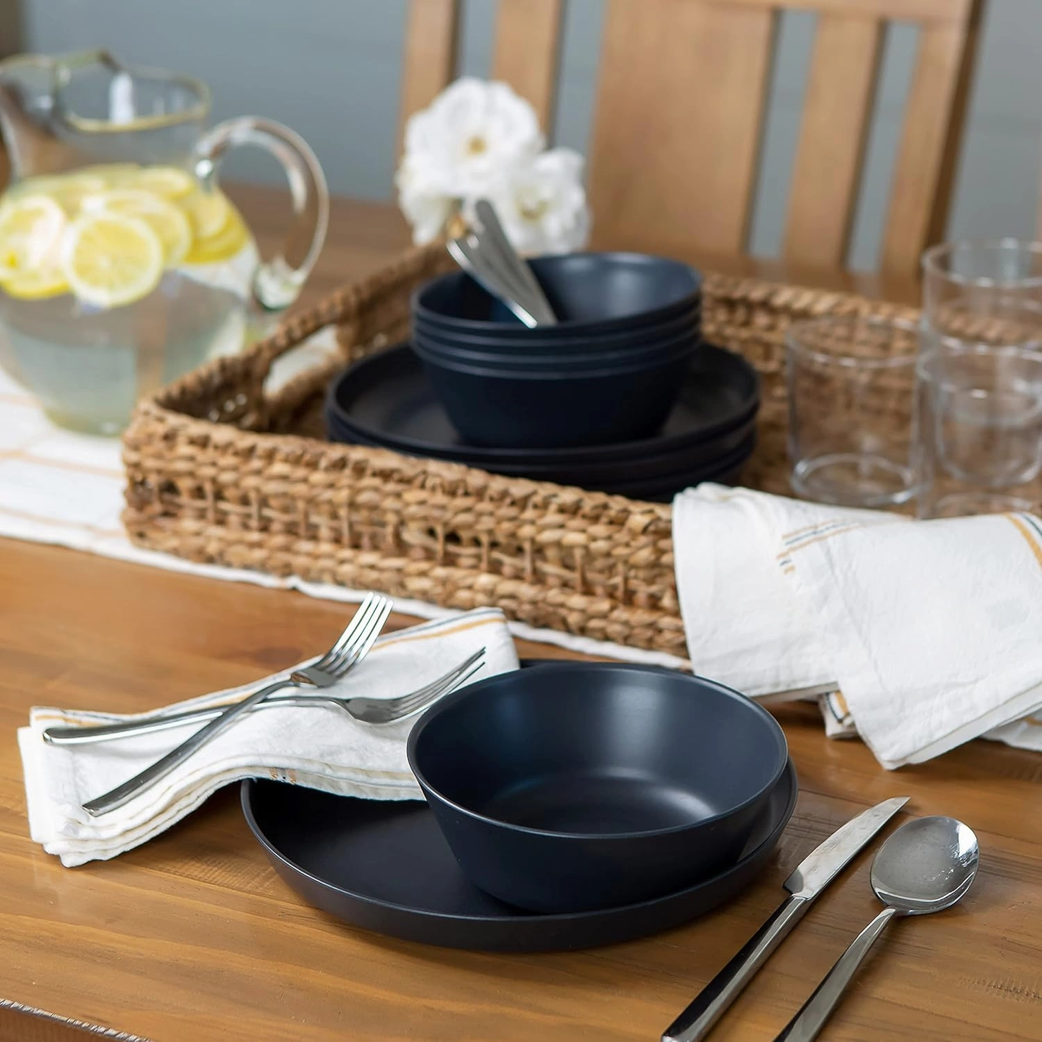 Grow Forward Premium Wheat Straw Plates and Bowls Sets - 8-Piece Wheat Straw Dinnerware Sets - Unbreakable & Reusable Microwave Safe Plastic Dinner Plates for Outdoors, RV, Camping Dishes - Midnight