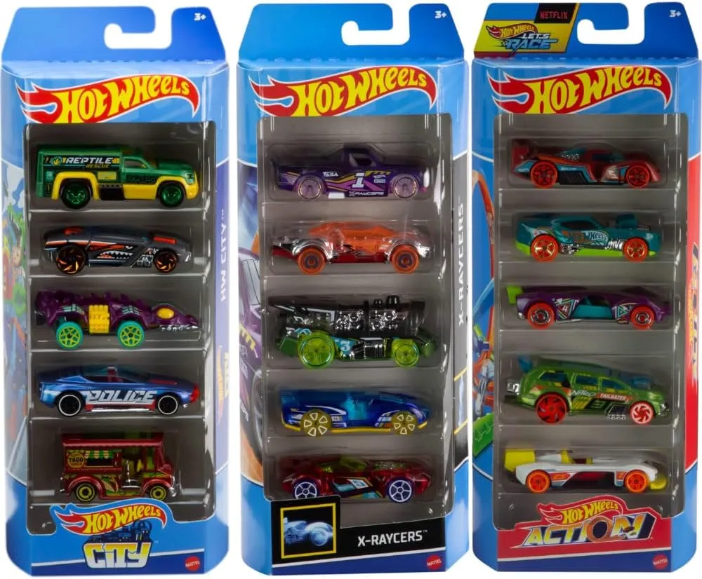 Hot Wheels Toy Cars, Bundle of 15 1:64 Scale Vehicles with 3 Themes: HW City, X-Raycers & Track Pack [Amazon Exclusive]