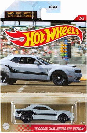 Hot Wheels Vehicles, 1:64 Scale Drag Racing & Muscle Cars with Authentic Details & Realistic Decos, Sports Cars, Gift for Car Collectors & Kids 3 Years & Up