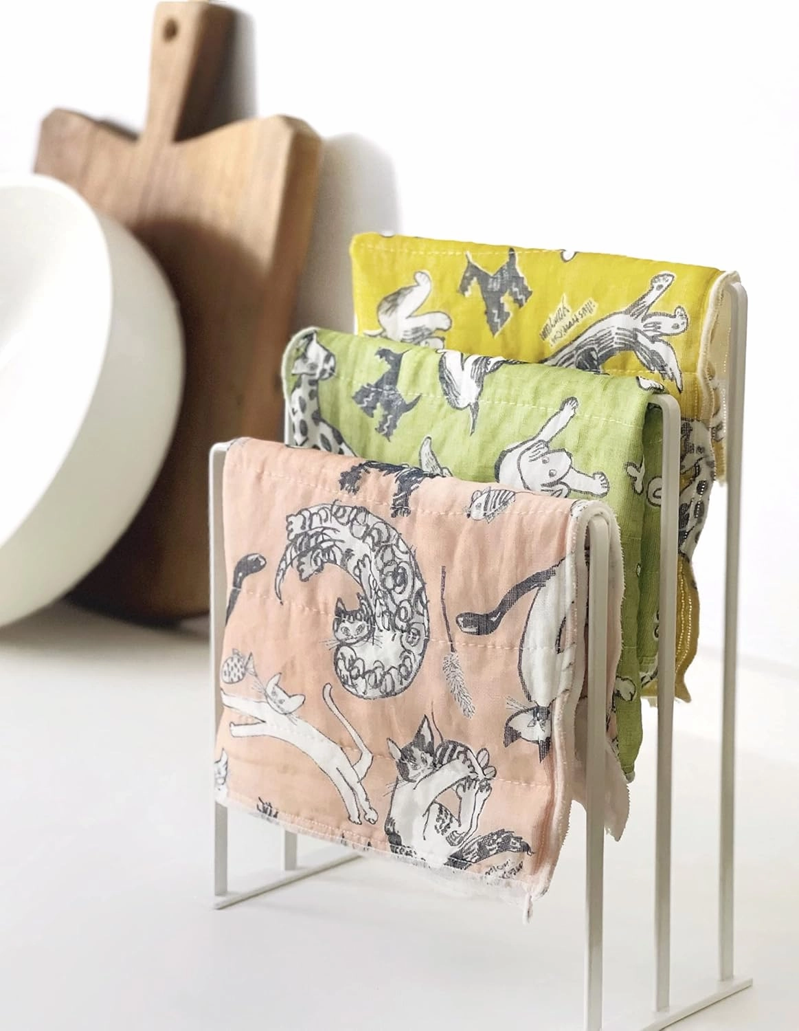Japanese Kitchen Cloth KYO-YUZEN. Made Layered Fine Mesh Cloth. Dish Wipe, Table Wipe, Hand Wipe. Made in Japan (Beige, Meow Meow)