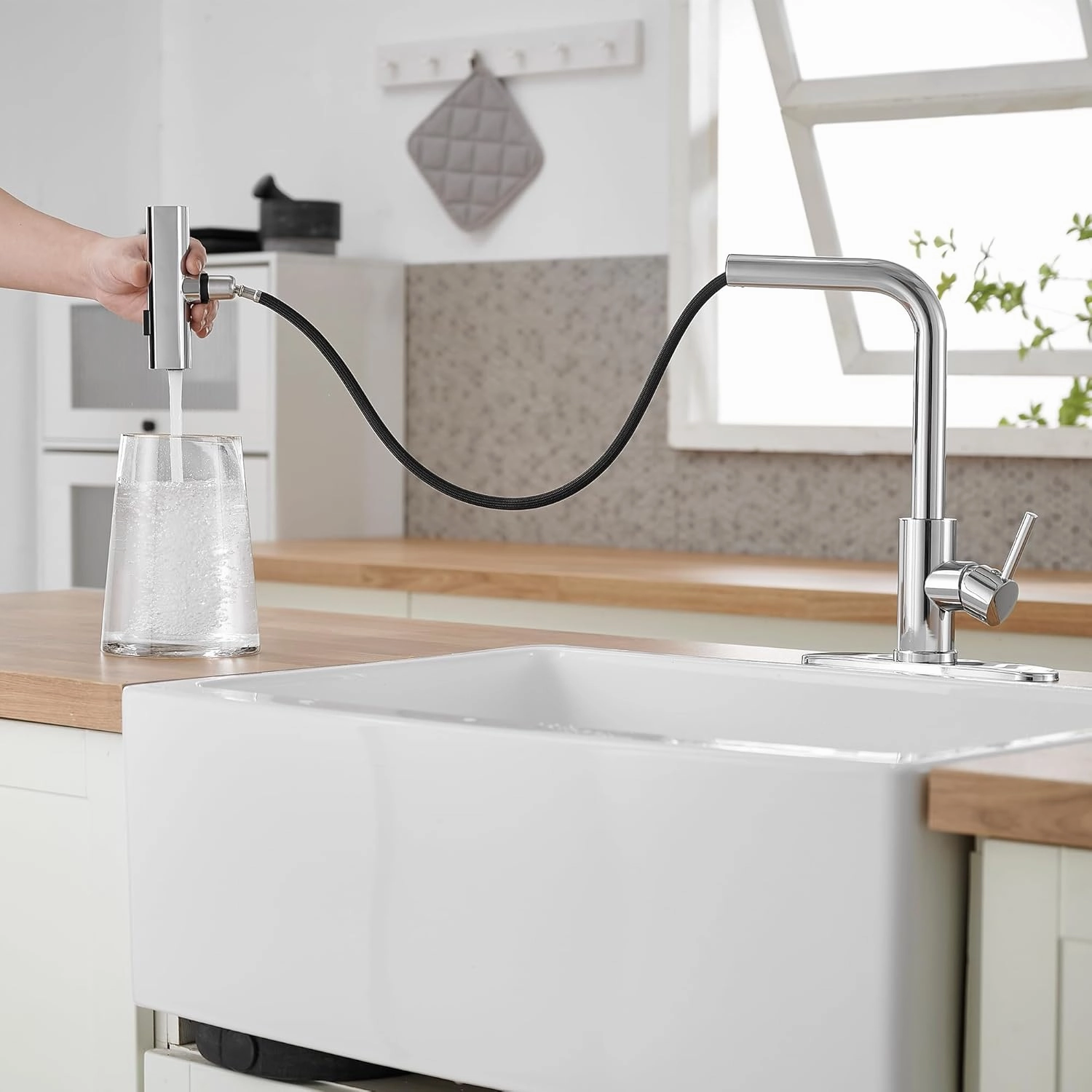 Kitchen Faucets with Pull Down Sprayer,Waterfall Kitchen Sink Faucet,Commercial Utility Stainless Steel Kitchen Faucets,Single Handle Kitchen Sink Faucet with Pull Down Sprayer for 3 Function