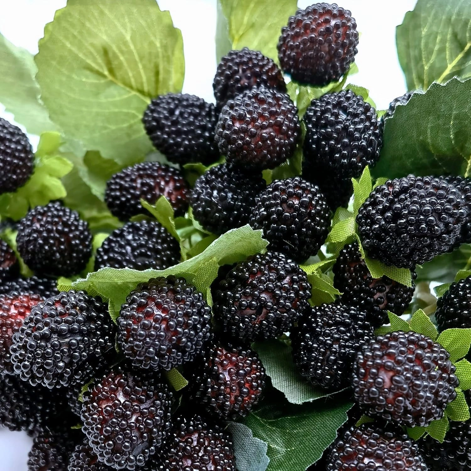 M2cbridge 4PCS Artificial Raspberry Red Berry Strawberry Faux Fruit BlackBerry Props Table Decoration (Black)