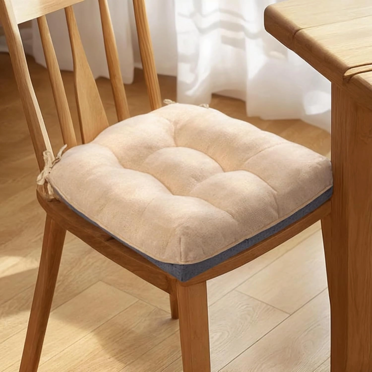 MAGIC ELEPHANT Chair Cushions for Dining Chair, Shredded Memory Foam Kitchen Chair Cushions Set of 4, Non-Slip Thick Dinning Room Chair Pads Seat Cushions, 15.5" x 15.5" x 4" (Beige)