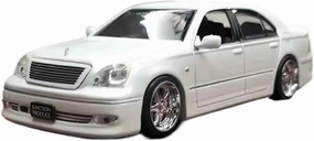 Metal Car Model 1:43 for Toyota Junction Produce Ucf30 Celsior Alloy Car Model Collection Metal Ornaments Die Cast Vehicles