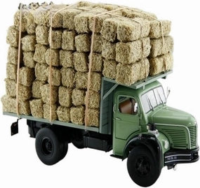 Metal Vehicles Toys 1:24 for Belleayre Glr 8 R 1957 Forage Hauler Truck Model Die Cast Metal Toy Home Decor Home Or Office Décor