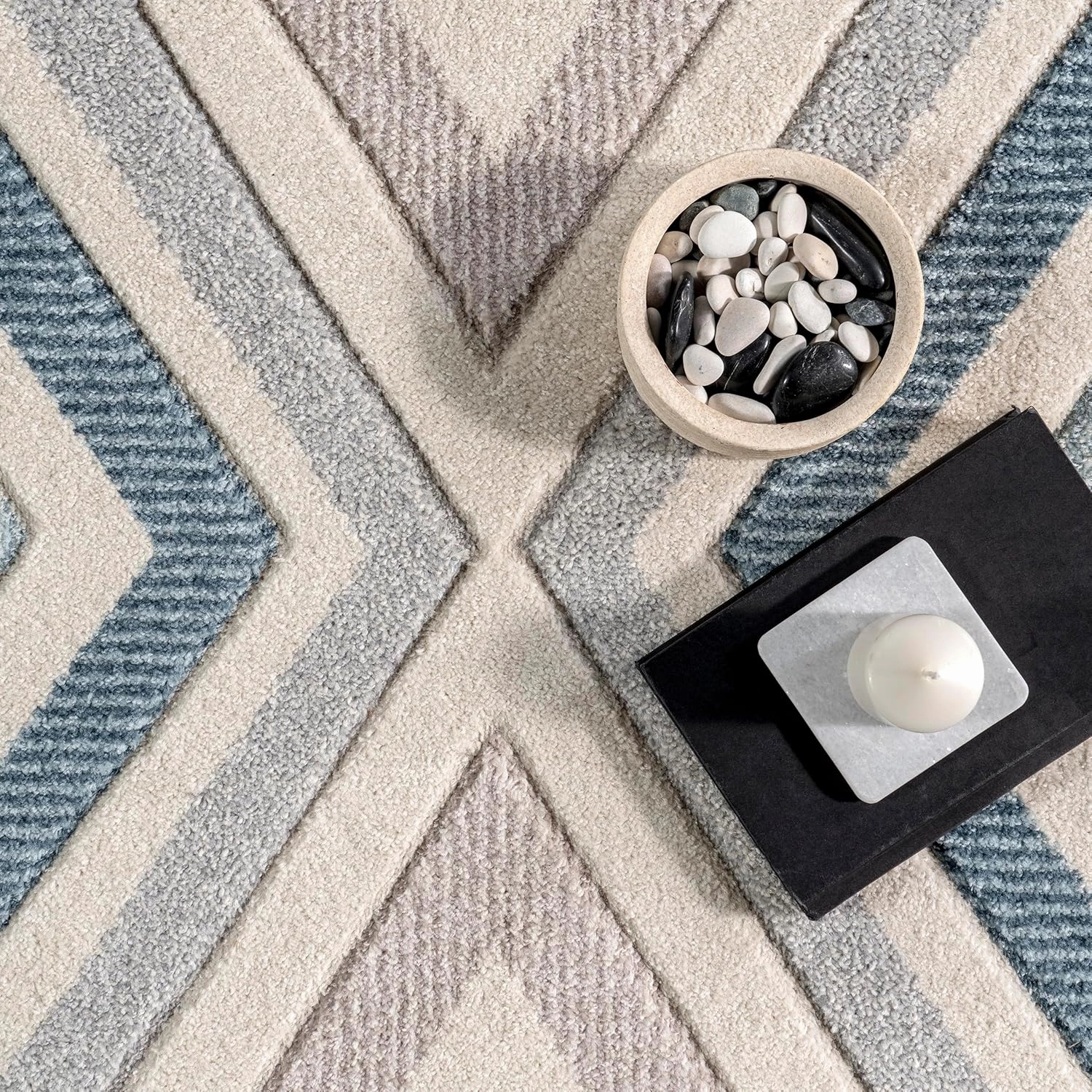 nuLOOM Neveah Chevron 5x8 Area Rug for Living Room Bedroom Dining Room Kitchen, Blue