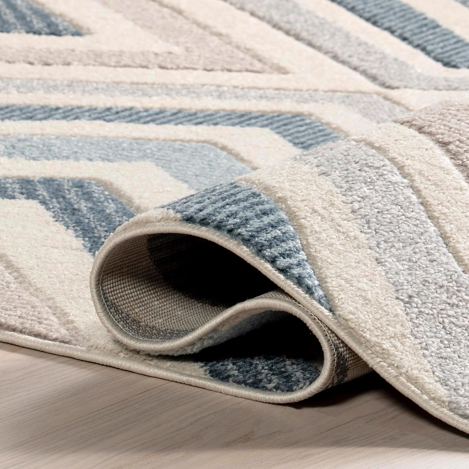 nuLOOM Neveah Chevron 5x8 Area Rug for Living Room Bedroom Dining Room Kitchen, Blue