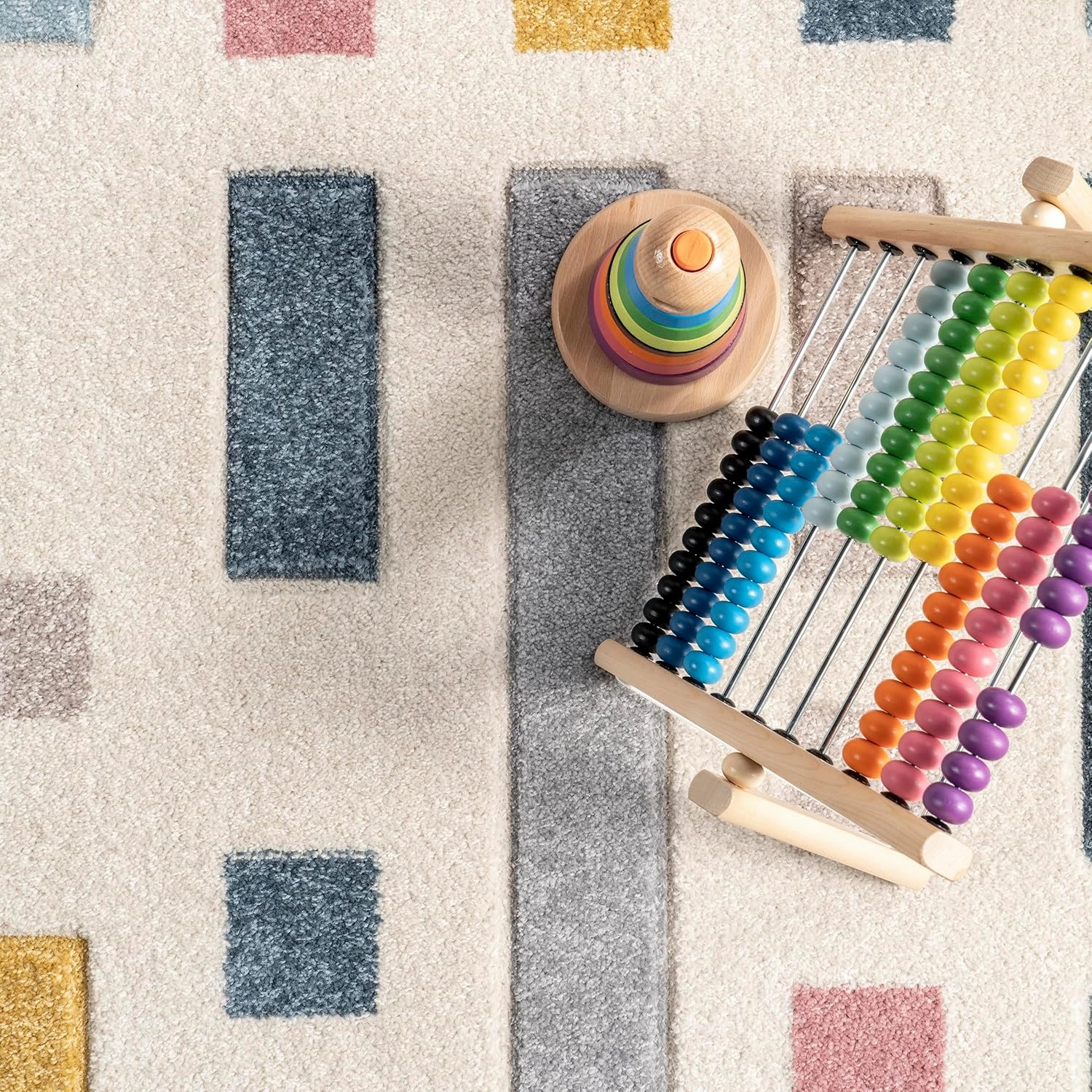nuLOOM Sandrine Scattered Blocks Kids Area Rug, 4x6, Multi