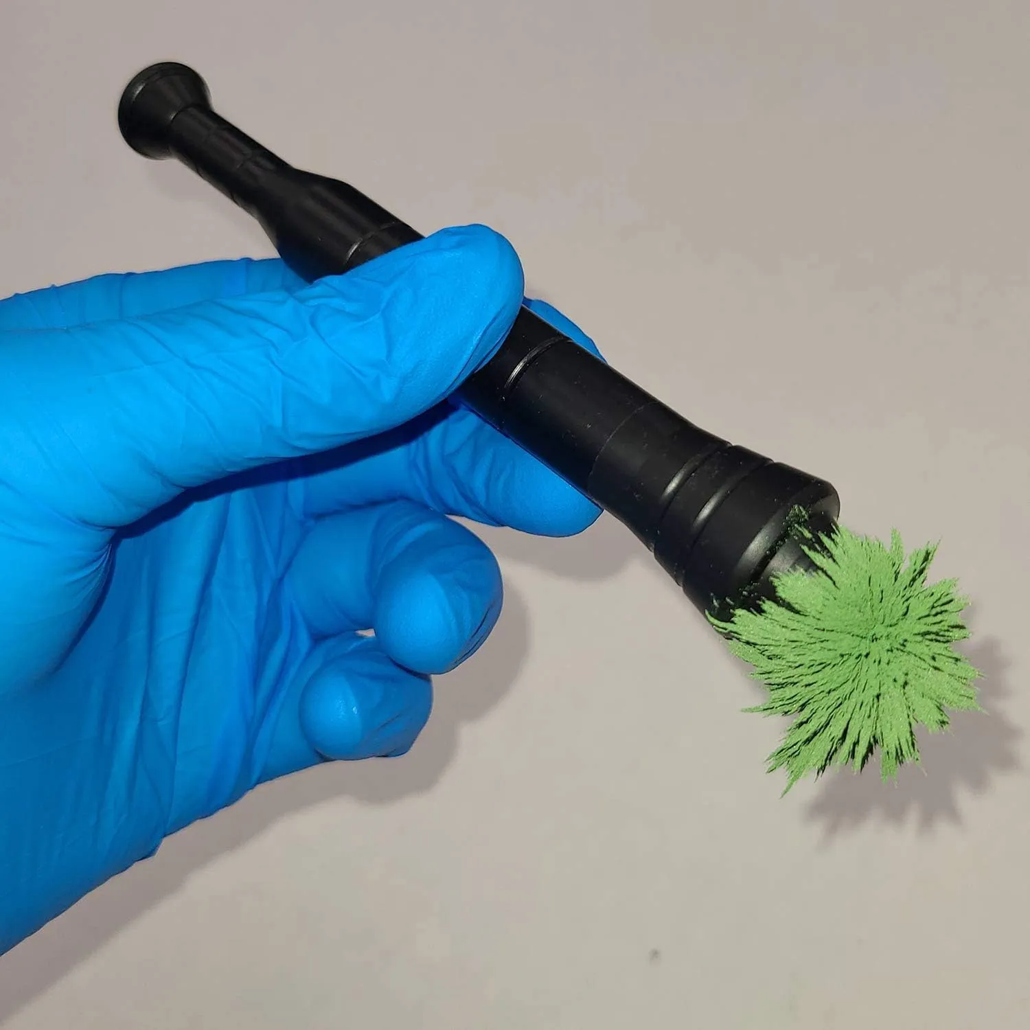 Printing with Fluorescent Magnetic Powder – ForensiKit – Explore Crime Scene Processing Techniques