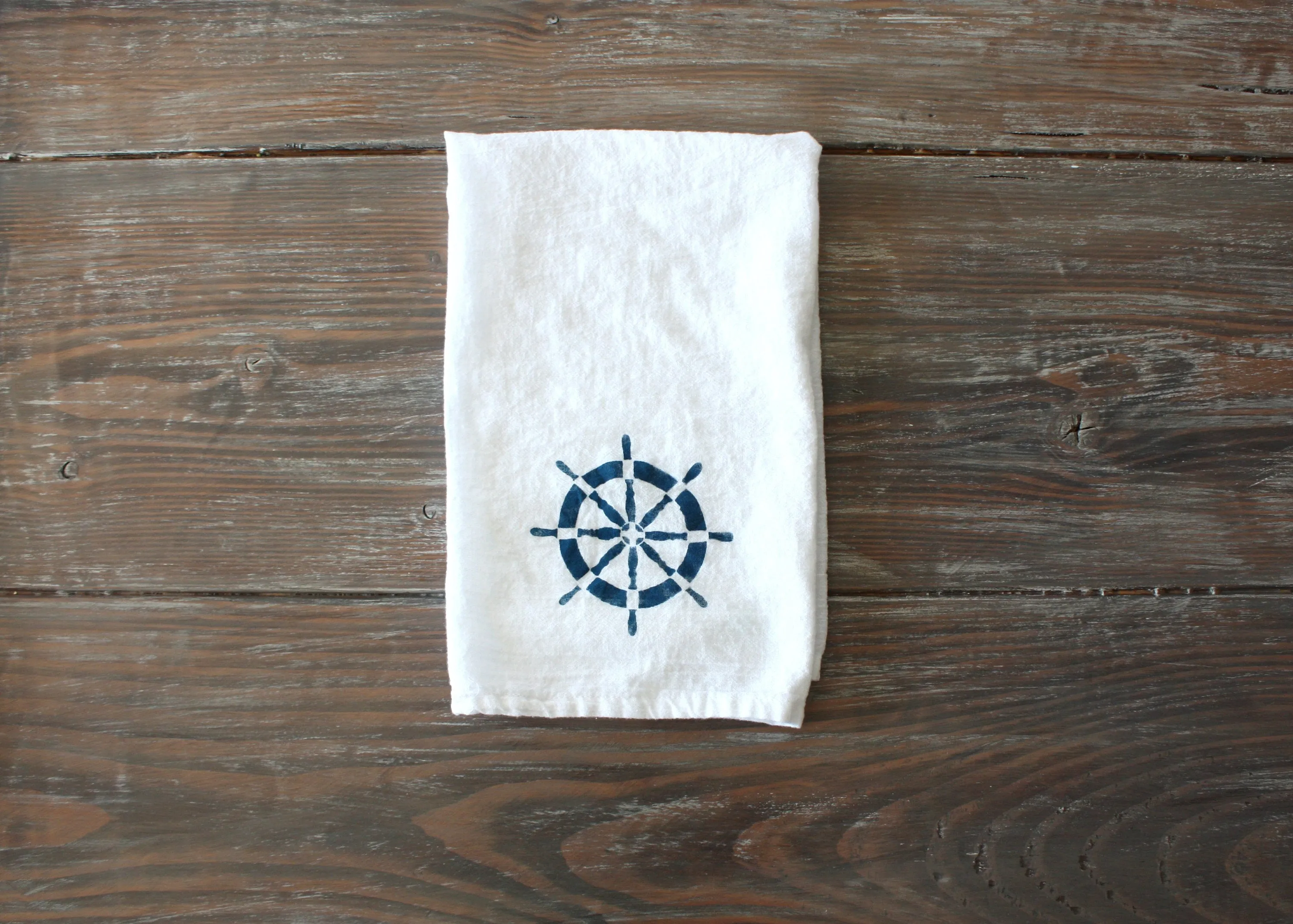 Set of 4 Nautical themed flour sack kitchen towels | gift idea | dish towels | beachy home accessories | tea towels | kitchen decor