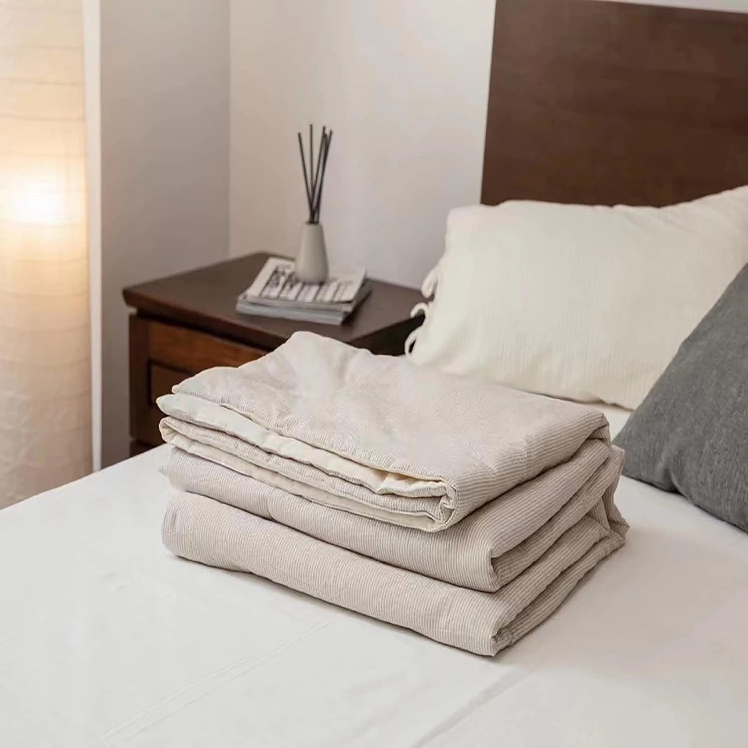 Soft Cool Quilt,Skin-Friendly and Comfortable Washed Moisture-Absorbing and Breathable air-Conditioned Quilt (B Single) (B Twin)