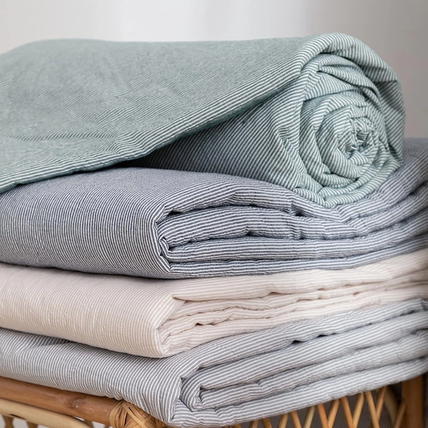 Soft Cool Quilt,Skin-Friendly and Comfortable Washed Moisture-Absorbing and Breathable air-Conditioned Quilt (B Single) (B Twin)