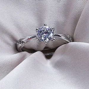 Soiree Zircon Ring  (10800)  - Fluffy