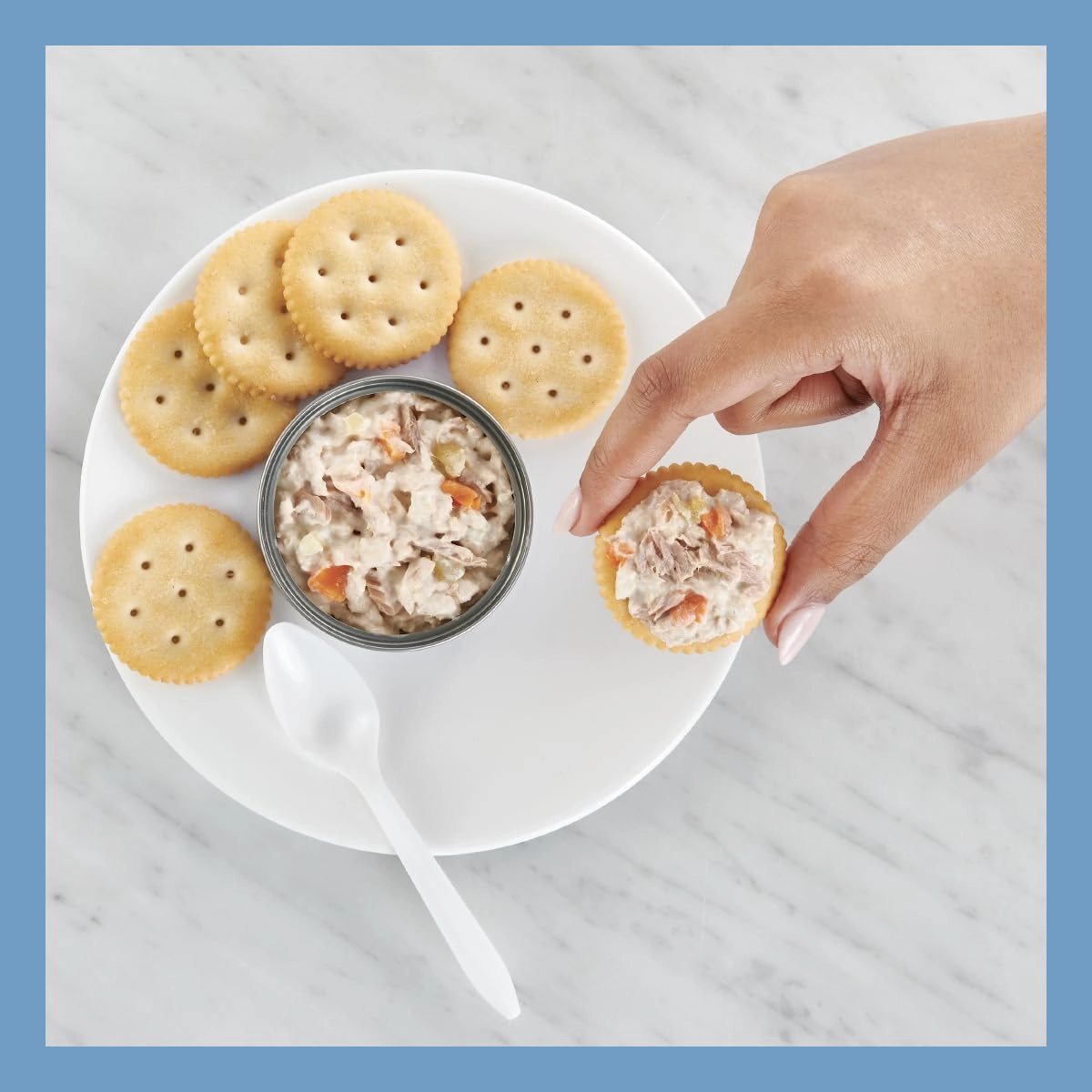 StarKist Snack-To-Go Ready to Eat Meals Tuna Salad Kit, 3.6 oz (12 Pack) Classic Tuna Salad with Crackers Kit.