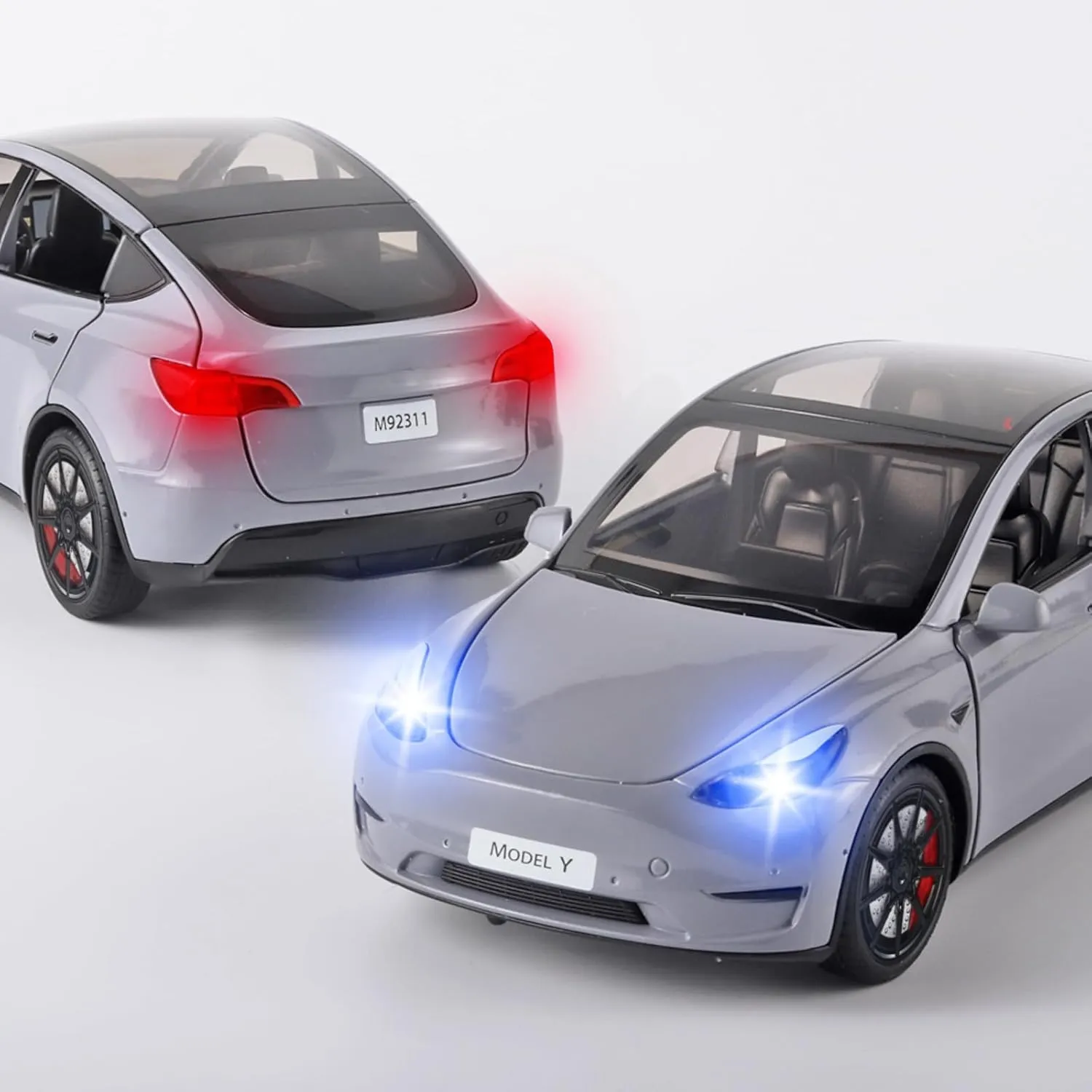 Toy Cars Y 1/24 Zinc Alloy Diecast Metal Model Car, Pull Back Toy Model with Light and Music, Suitable for Children Aged 3 and Above as Gifts(Grey)