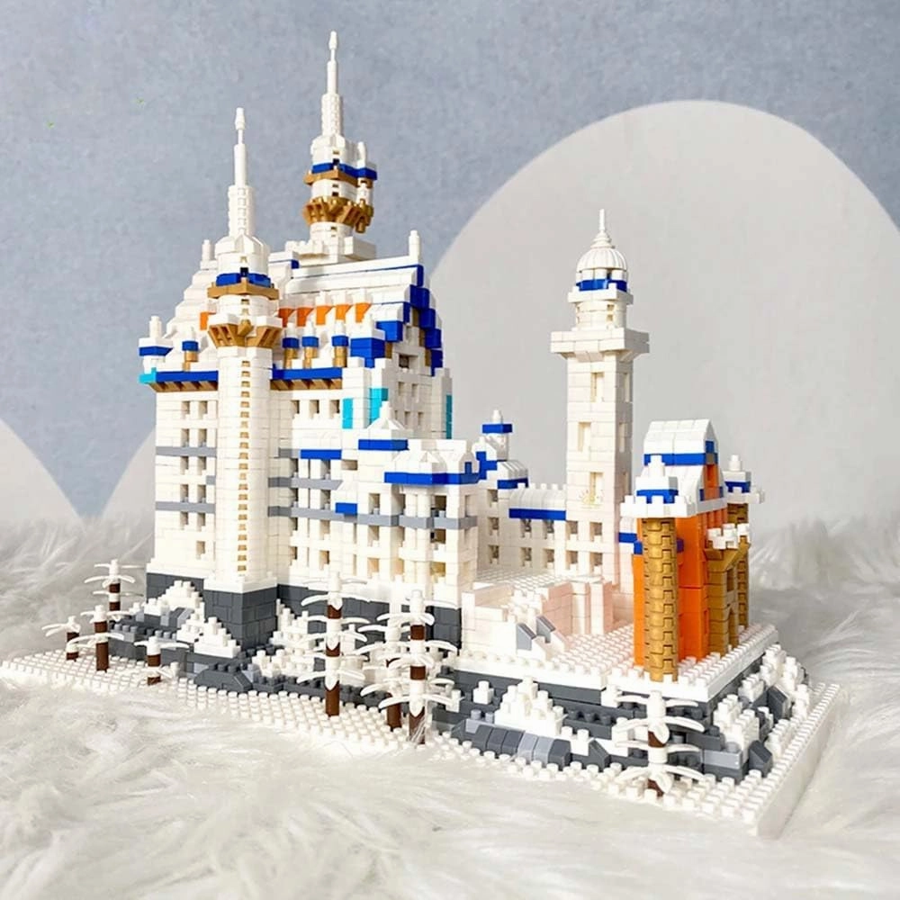World Famous Architecture Model Building Set Germany Swan Stone Castle Micro Building Blocks Set Creative Collection Building Toys for Adults and Kids 8-14  (2800 Pieces)